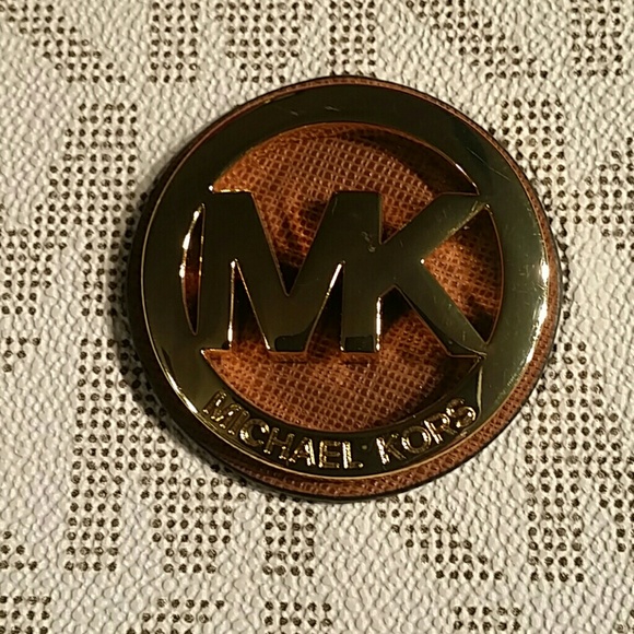 NEW MICHAEL KORS with tags - Picture 2 of 6